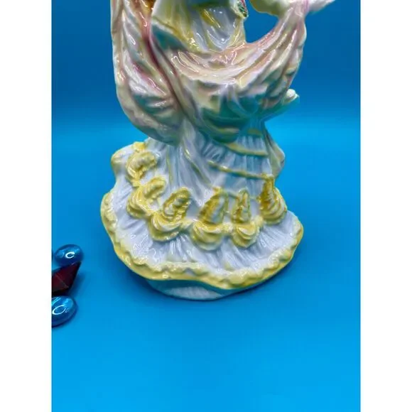 Royal Doulton "Primrose" HN3710, Flowers of Love Collection, 1995, BOX